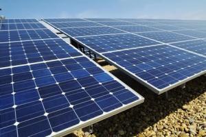 panouri-fotovoltaice-mai-puternice-decat-centrala-cernavoda